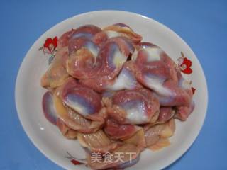 麻辣山椒鸡珍的做法步骤：1