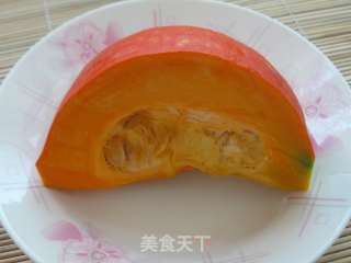 【你就不能对我客气一下吗】南瓜粥的做法步骤：1
