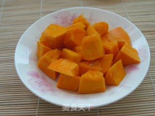 【你就不能对我客气一下吗】南瓜粥的做法步骤：3