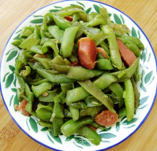 香肠炒豆角的做法步骤：8