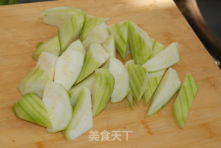 丝瓜炒蛋的做法步骤：2