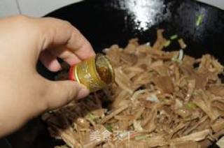 【闽菜】油炒山里笋干的做法步骤：7