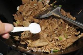 【闽菜】油炒山里笋干的做法步骤：8