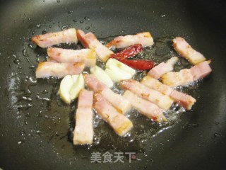 培根炒瓜皮的做法步骤：3
