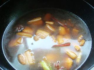 【闽菜】--红烧五花肉的做法步骤：9