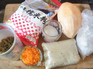 特色地瓜饼的做法步骤：1