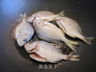 芥菜豆腐汤的做法步骤：3