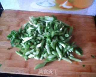 辣炒生菜梗的做法步骤：2
