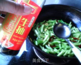 辣炒生菜梗的做法步骤：8