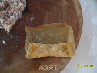 豆腐皮包肉的做法步骤：4