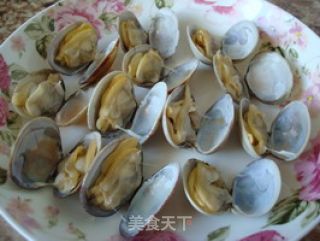 人见人爱—鲜掉眉毛滴蛤蜊蒸蛋的做法步骤：2
