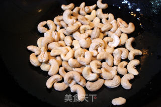 盐局腰果（三分钟搞定的小零食）的做法步骤：4