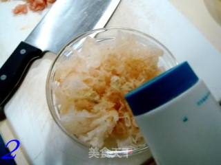 【闽菜】――宴客菜“鸡茸炒银耳”的做法步骤：2