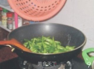 尖椒炒瘦肉的做法步骤：9