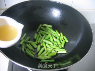 【闽菜】清炒芦笋的做法步骤：5