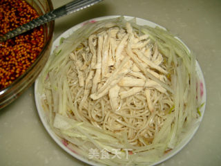 【夏日爽口菜】———鸡丝凉面的做法步骤：10