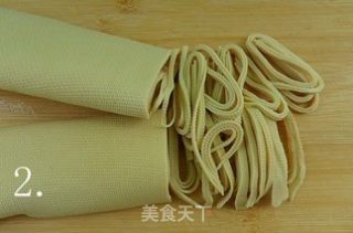 银芽拌豆皮 （素菜，减肥食谱）的做法步骤：2