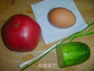 【中式吃食】西红柿鸡蛋疙瘩汤的做法步骤：2