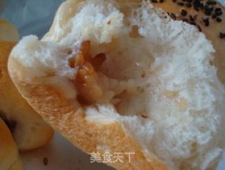 未见花生影却闻花生香——稀奇滴粽子面包的做法步骤：9