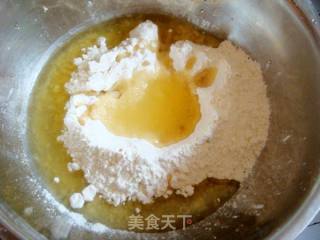 【闽菜】--莲花酥的做法步骤：1