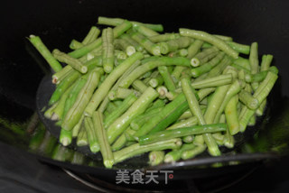 油焖豇豆的做法步骤：4