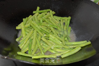 油焖豇豆的做法步骤：6