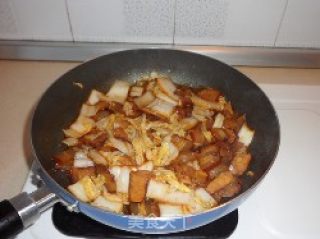 酱肉煲仔饭的做法步骤：8