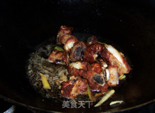 香脆酸甜的糖醋排骨的做法步骤：8