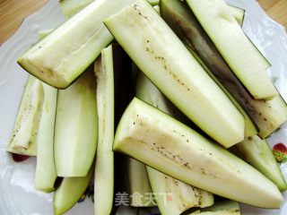 酱炸茄子的做法步骤：1