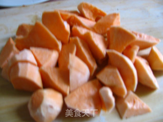 红薯粥的做法步骤：2