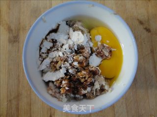 【苏菜】豆角烧肉饼的做法步骤：2