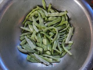 【苏菜】豆角烧肉饼的做法步骤：5