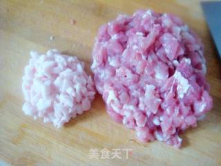 【苏菜】--清炖狮子头的做法步骤：2