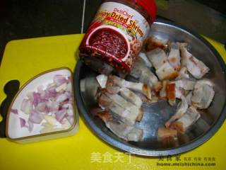 家常菜肴@@虾米酱炒烧肉的做法步骤：1