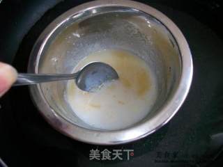 7月6日11年~~在美食家一周年@@免烤芒果冷冻芝士蛋糕的做法步骤：5