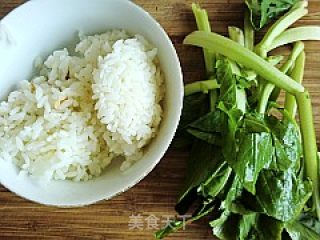 【苏菜】传统主食---菜泡饭的做法步骤：1