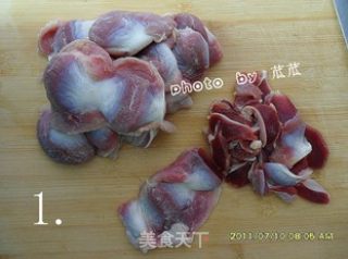 【苏菜】爆炒鸡胗的做法步骤：1