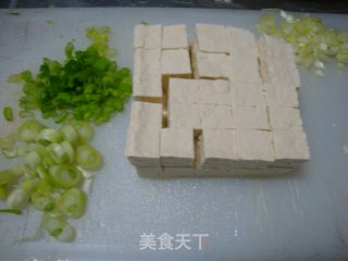 酱炒豆腐鸡蛋的做法步骤：2