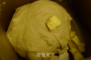 基础小面包的做法步骤：2