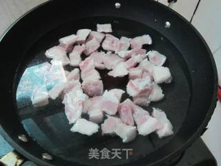 【苏菜】苏式红烧肉的做法步骤：3
