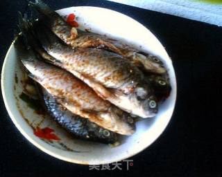 干煎鲫鱼的做法步骤：5