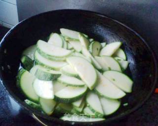 肉肠角瓜的做法步骤：8
