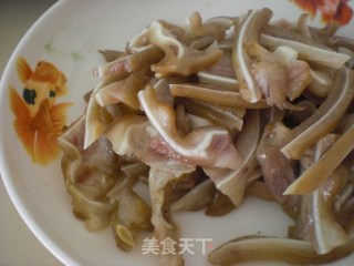 香辣猪耳朵的做法步骤：4