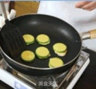 韩国西葫芦煎饼的做法步骤：3
