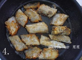 【苏菜】啤酒带鱼（最棒的下饭菜）的做法步骤：4