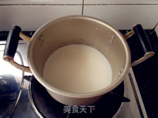 简易冰奶茶的做法步骤：2