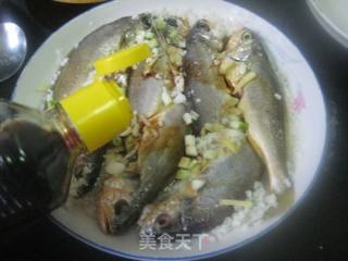 酒酿蒸黄鱼的做法步骤：4