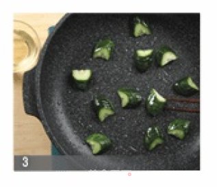 黄瓜御膳的做法步骤：3