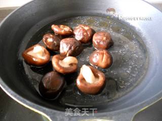 苏式家常菜 —— 浓香醇厚的卤香菇的做法步骤：5