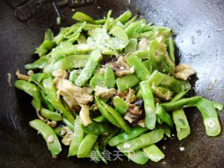 家常菜----香菇豆角的做法步骤：6